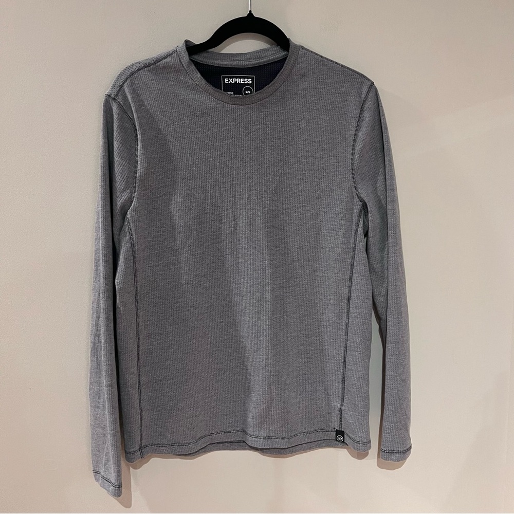 Express Men’s Gray Long Sleeve Top